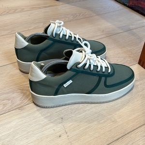 Aime Leon Dore Q14’s. Green. Size men’s 8 or European 41.